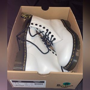 Women’s doc martens size 8 brand new men’s size 7